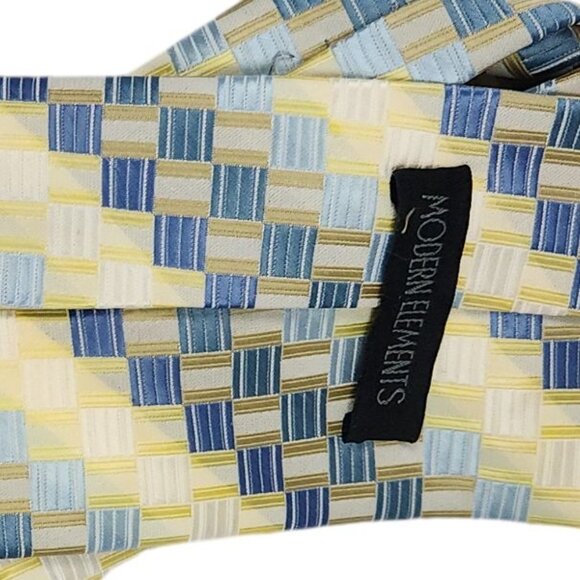 Modern Elements Mens Geometric Patterned Tie - Picture 5 of 8